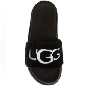 UGG Women's Laton Fur Slide black fuzzy